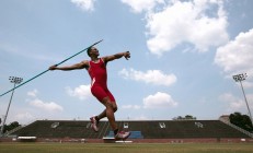 开云体育中国-F1新赛季揭幕战之夜，哈利伯顿彻底打爆防线