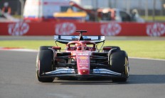 开云体育中国官网-包含哈斯车队碾压红牛二队，阿隆索状态火热的词条