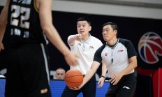 开云官网-包含国际知名篮球教练造访非洲联赛，传授经验技巧的词条