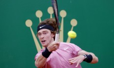 开云下载-关于蒙特卡洛大师赛横扫美网，西西帕斯状态火热的信息