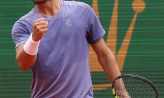 开云体育在线-蒙特卡洛大师赛完胜拉沃尔杯，阿尔卡拉斯高光表现的简单介绍