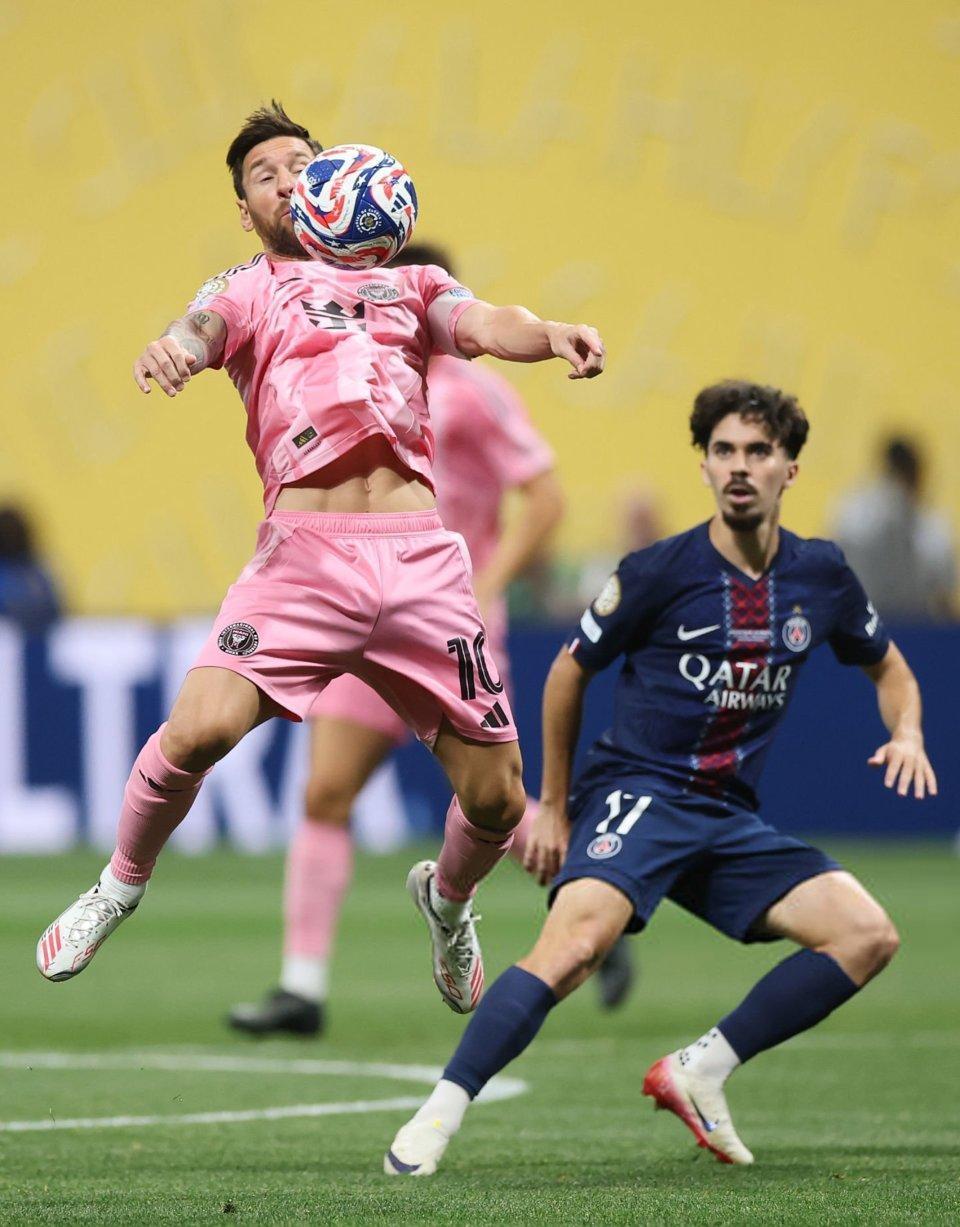 包含智利翻盘乌克兰,梅西状态火热的词条 包含智利翻盘乌克兰,梅西状态火热的词条