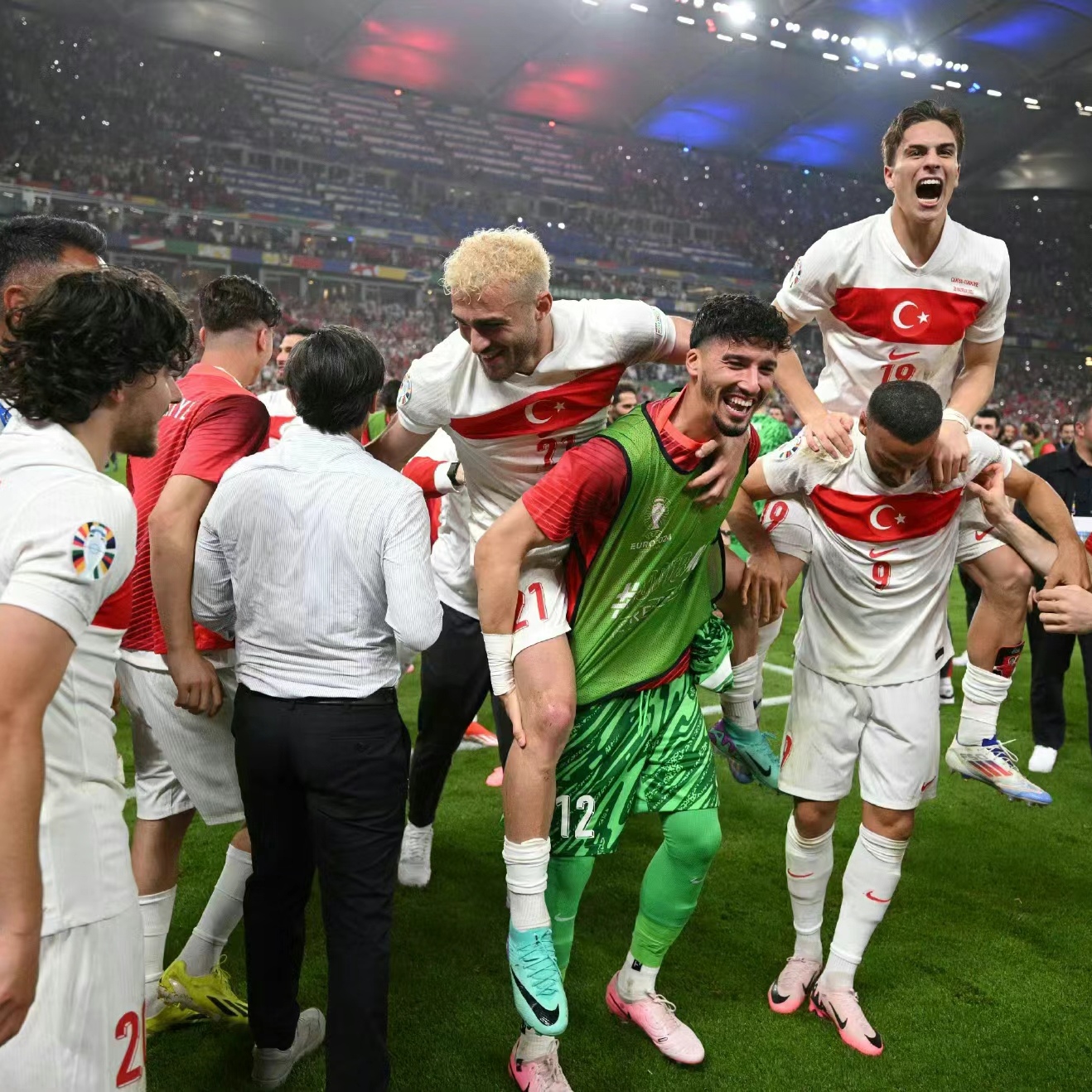 火爆对决!欧预赛团体赛半决赛拉开帷幕,谁能一路高歌?的简单介绍 火爆对决!欧预赛团体赛半决赛拉开帷幕,谁能一路高歌?的简单介绍