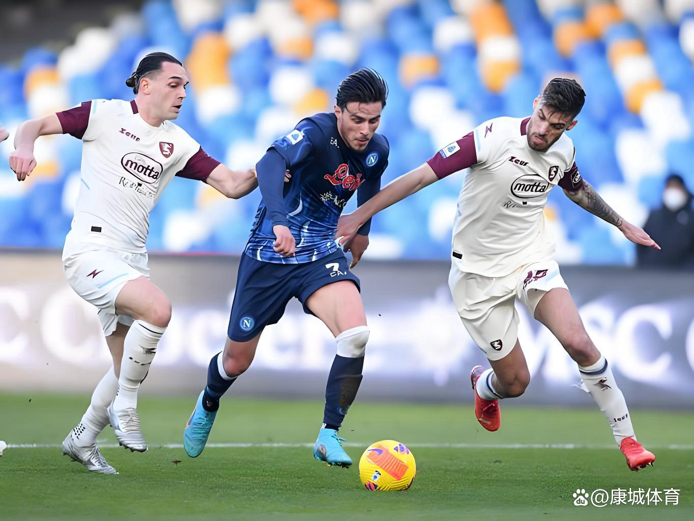 佛罗伦萨战胜亚特兰大，提前锁定欧战资格的简单介绍