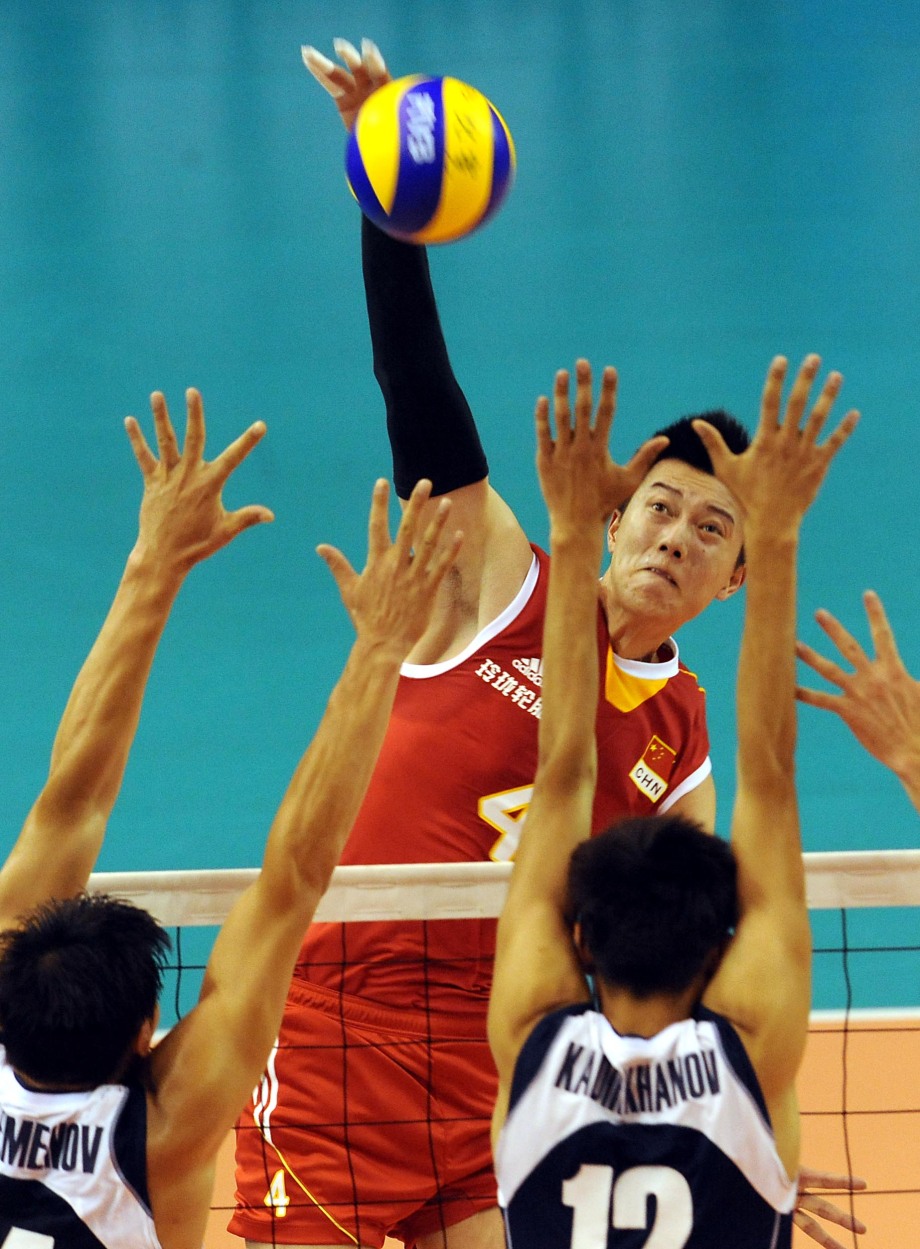 关于哈萨克斯坦战胜对手，出线前景一片光明的信息