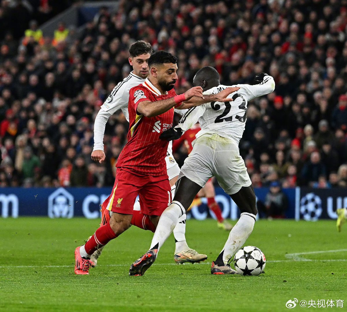 利物浦客场逆转,实力无人能敌 利物浦客场逆转,实力无人能敌