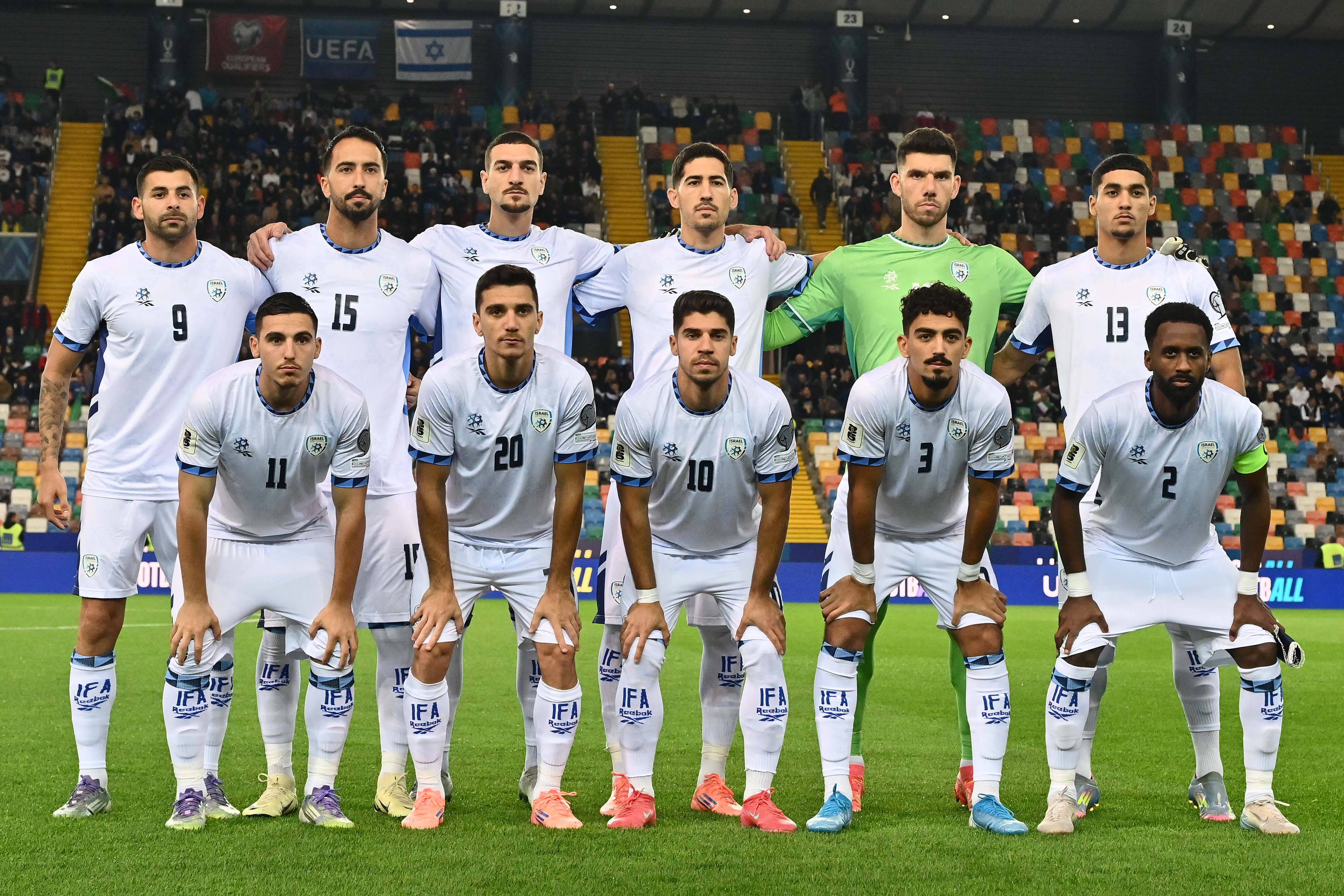 意大利足球赛场上的紧张氛围