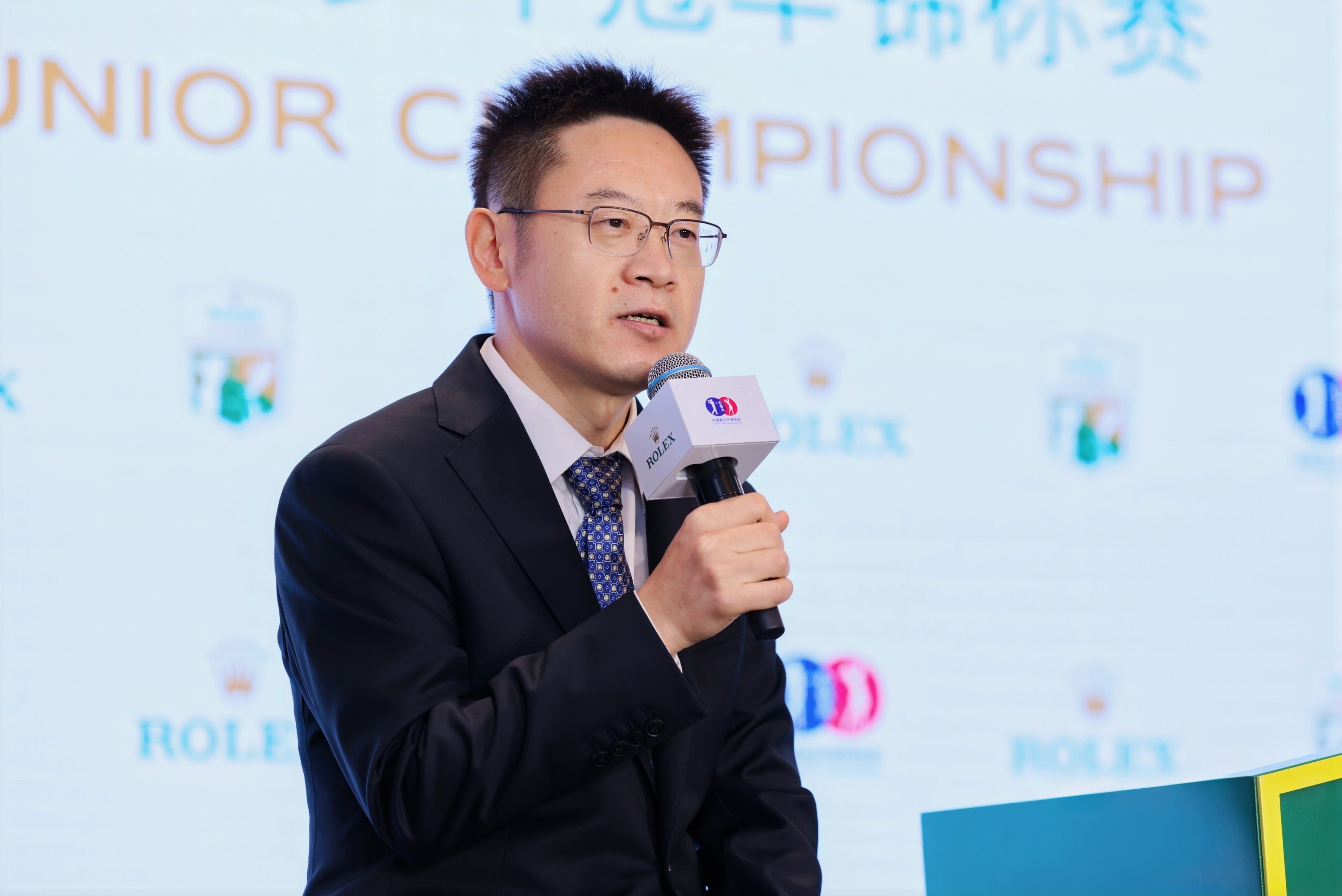 关于大满贯进击！高尔夫选手披荆斩棘勇夺金牌的信息