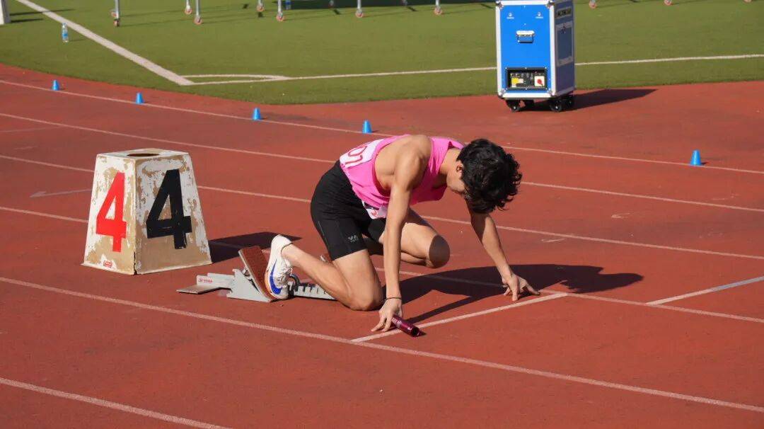 精彩比赛成绩背后的不懈拼搏和努力 精彩比赛成绩背后的不懈拼搏和努力