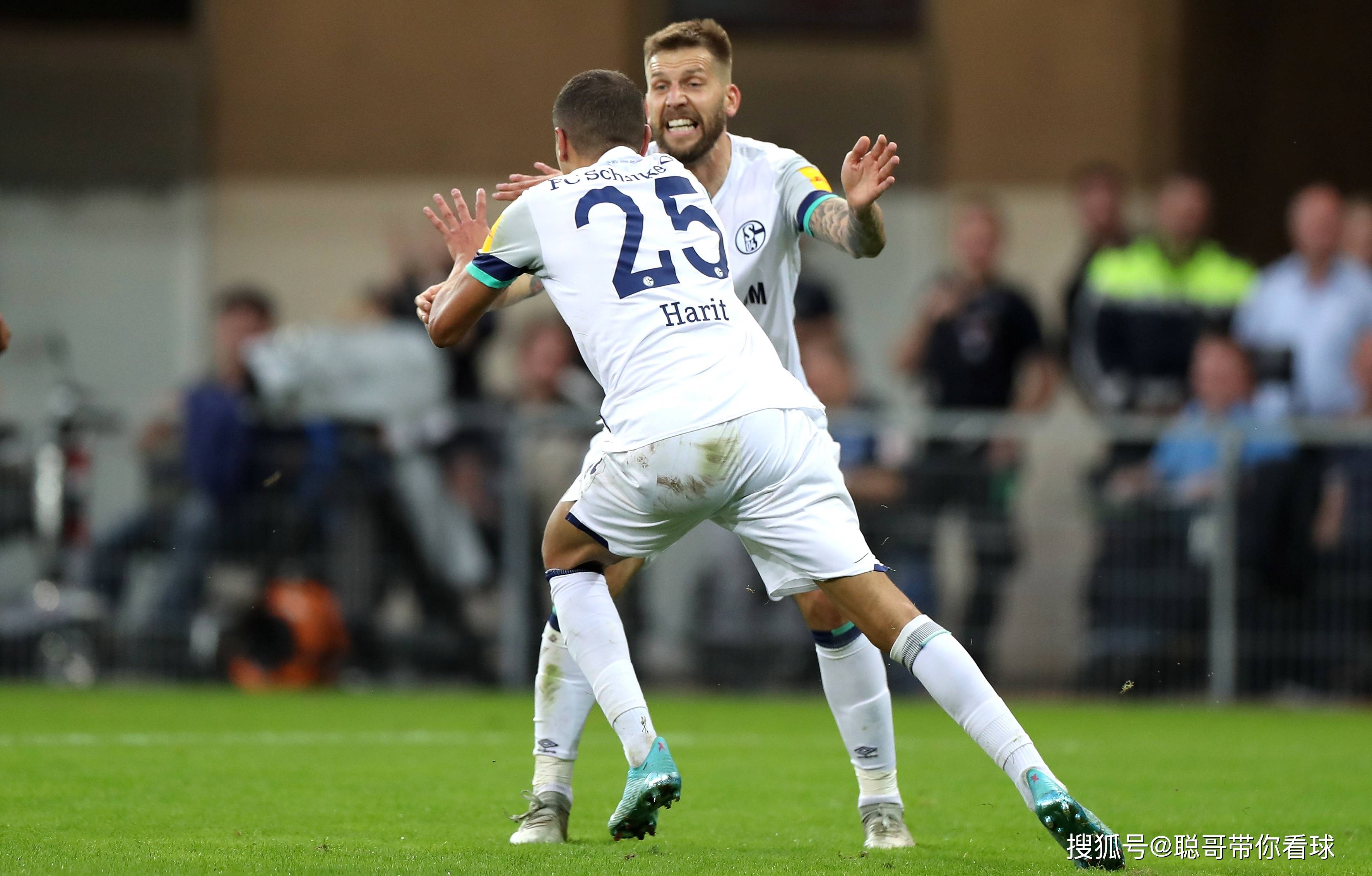 包含沙尔克主场遭遇挫败,保级之路越发坎坷的词条 包含沙尔克主场遭遇挫败,保级之路越发坎坷的词条