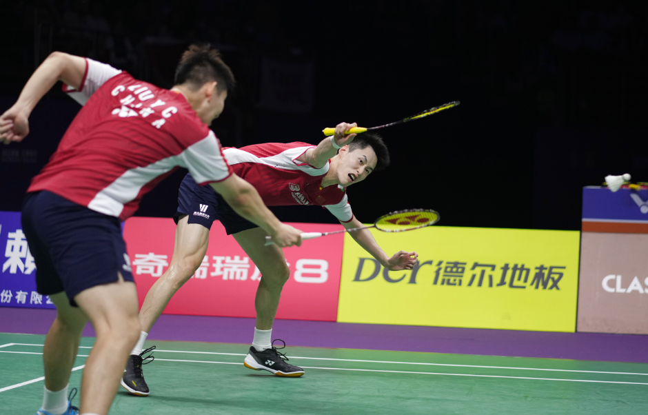 包含日本队绝杀马来西亚队，黄鸭组合点燃赛场的词条