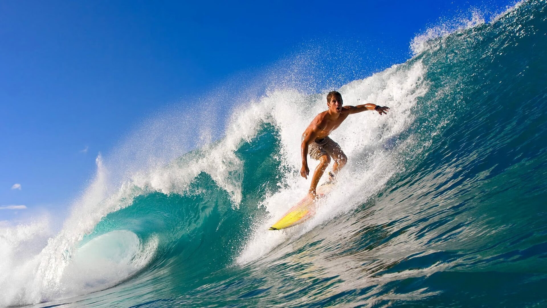 凯塞多，F1街道赛之夜的绝对主宰，一场无可争议的完美演出