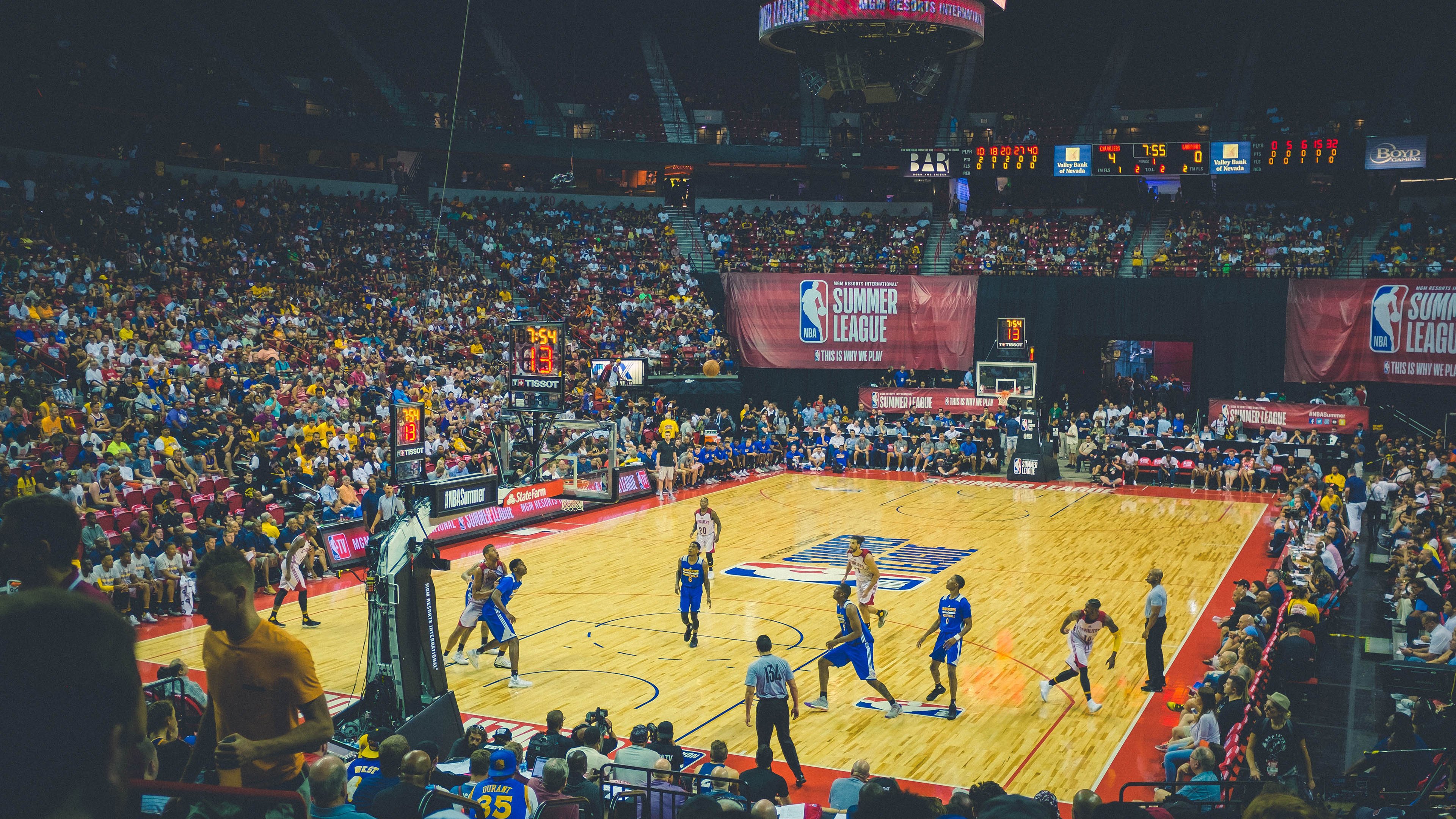 森林狼新王登基,爱德华兹扛起全队,上演国王对阵湖人式传奇之战